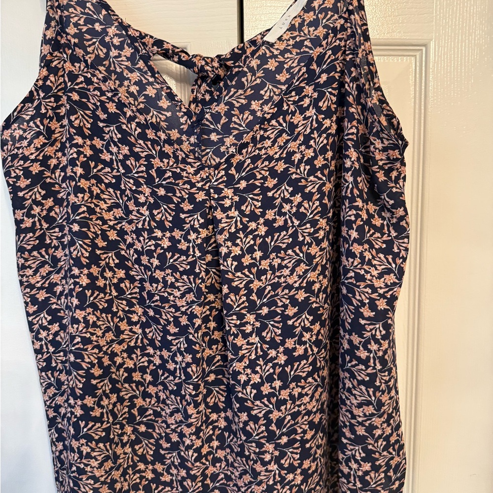 Lush Floral Navy and Pink Women's V-Neck Flowy Tank Top